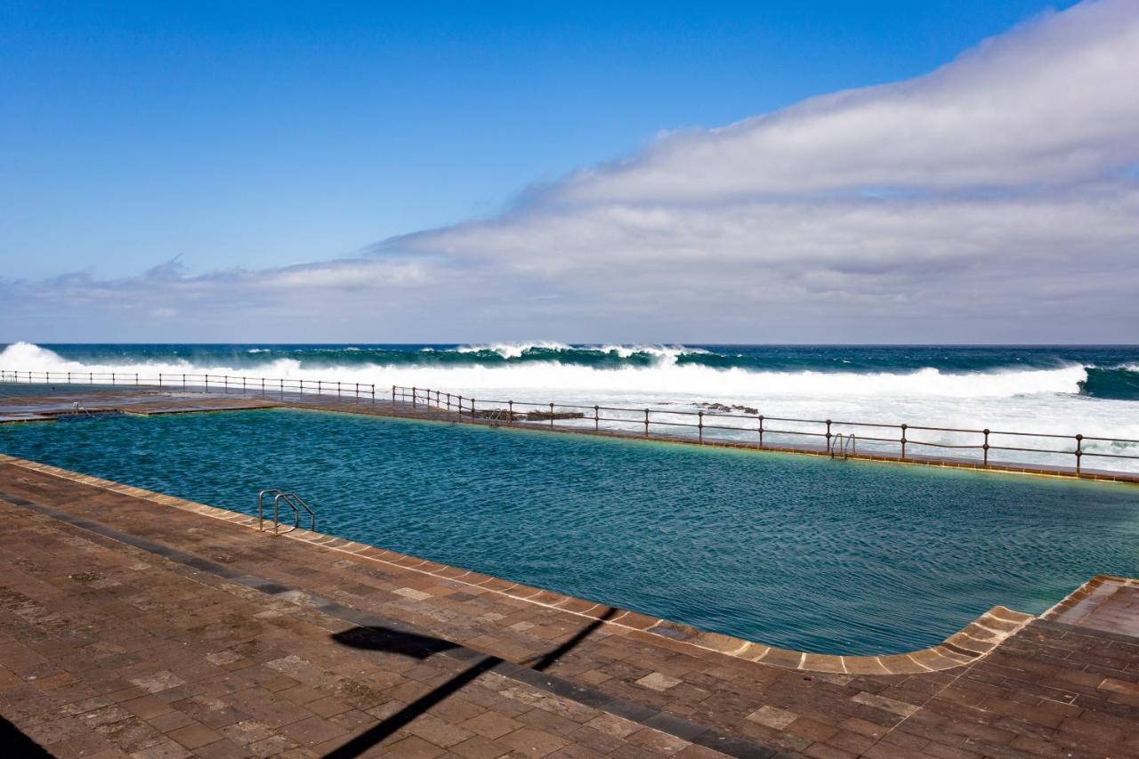 Home2book Bright Sea Views, *